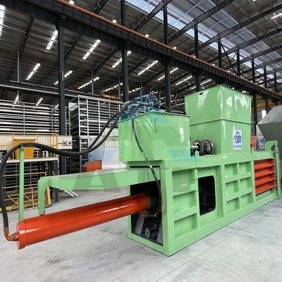 베일 밀도 고객 2300 KG 컨베이어와 함께 수압 수평 알루미늄 발링 머신