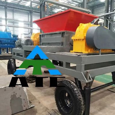 고무 조각 폐기물 플라스틱 나무 타이어 파이프 200-2200mm 입력 크기와 팔레트 Shredder