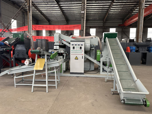 판매 3000L / H 자동 케이블 granulator 구리 쌀 잔재 구리 와이어 재활용 기계