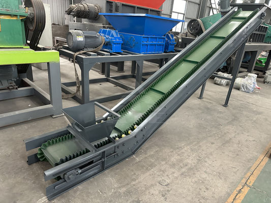 플라스틱 미니 금속 카드보드 5000KG 무게를위한 수압 작은 이중 샤프트 Shredder