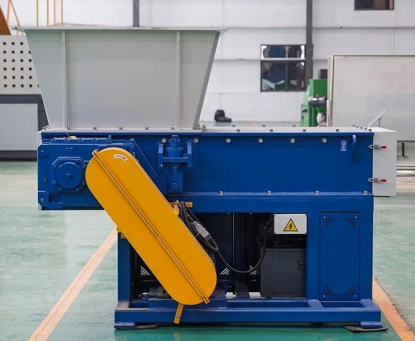 기계 수리 작업장에서 플라스틱 부엌 음식 폐기물을위한 강력한 단일 샤프트 Shredder