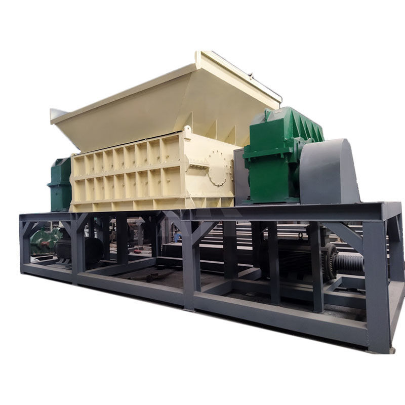 50kW 플라스틱 병 트럭 타이어 및 폐기물 금속 재활용을 위한 이중 셰프트 쉐리더